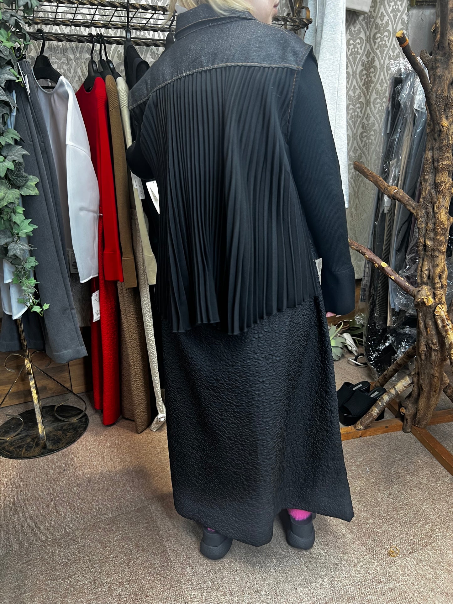 バックプリーツデニムベスト