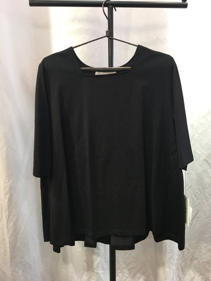 ☆CYAN スクエアネックバックギャザーtops