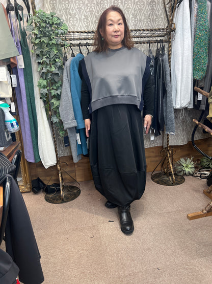 コクーンジャージスカート