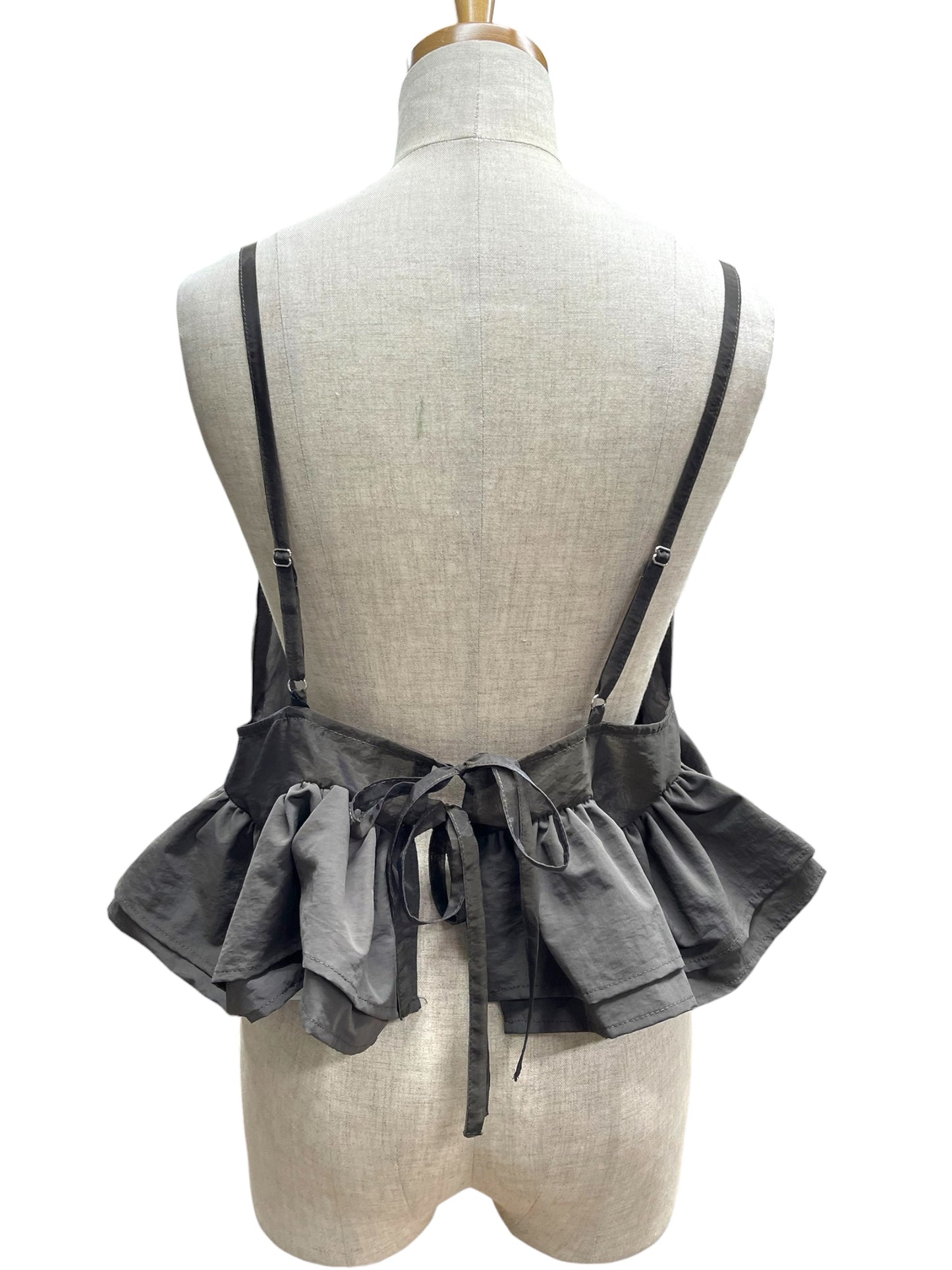 フリルヘムビスチェ