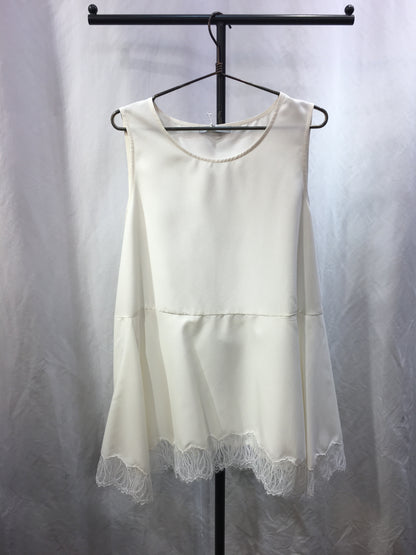 ☆chignonヘムレースサテンタンク