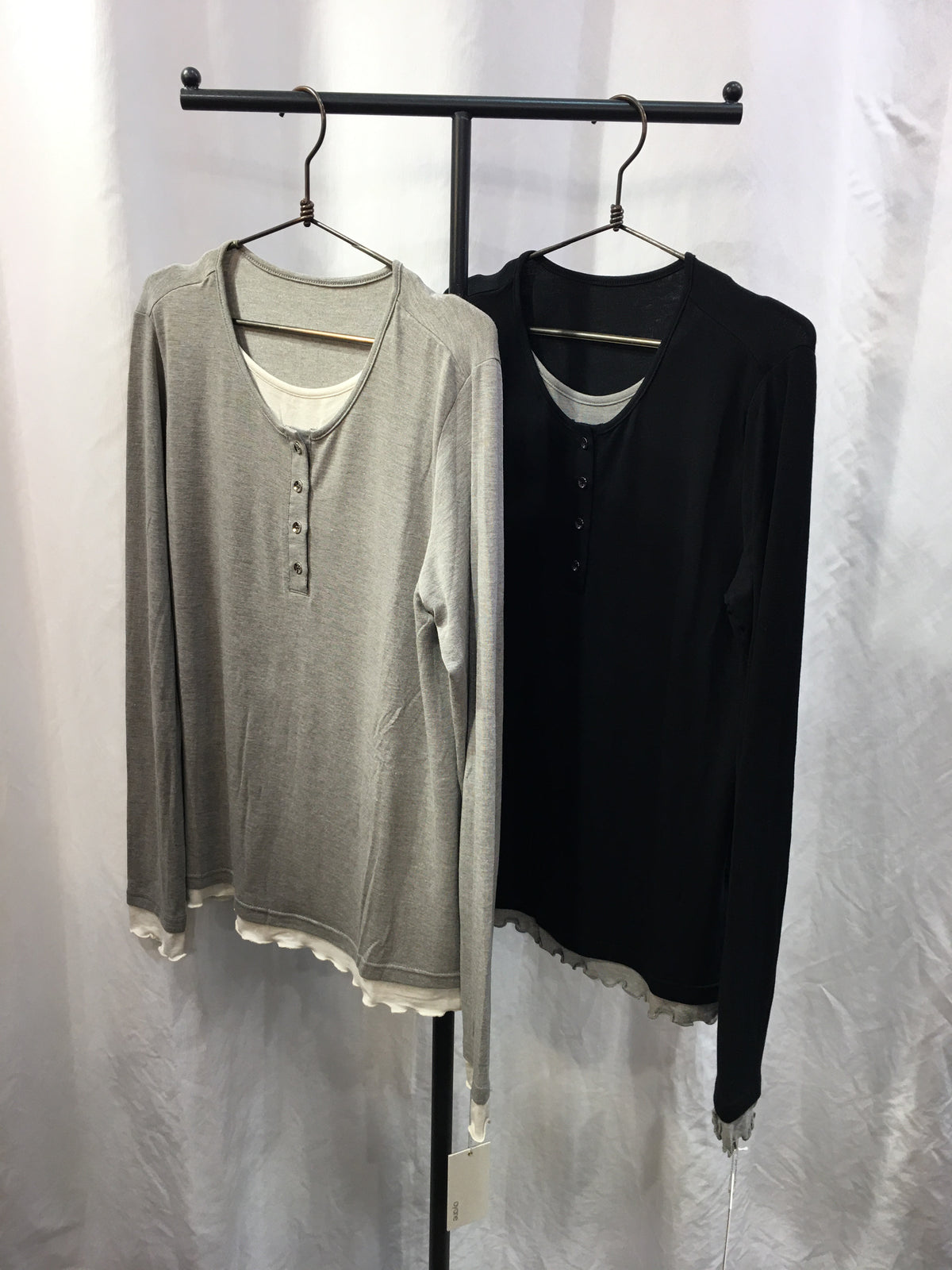 ☆AYANE ヘンリーネックロンT