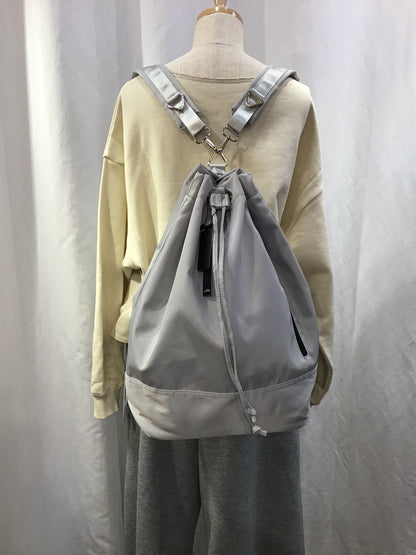 ☆2WAYデザイン　ボディ&リュック