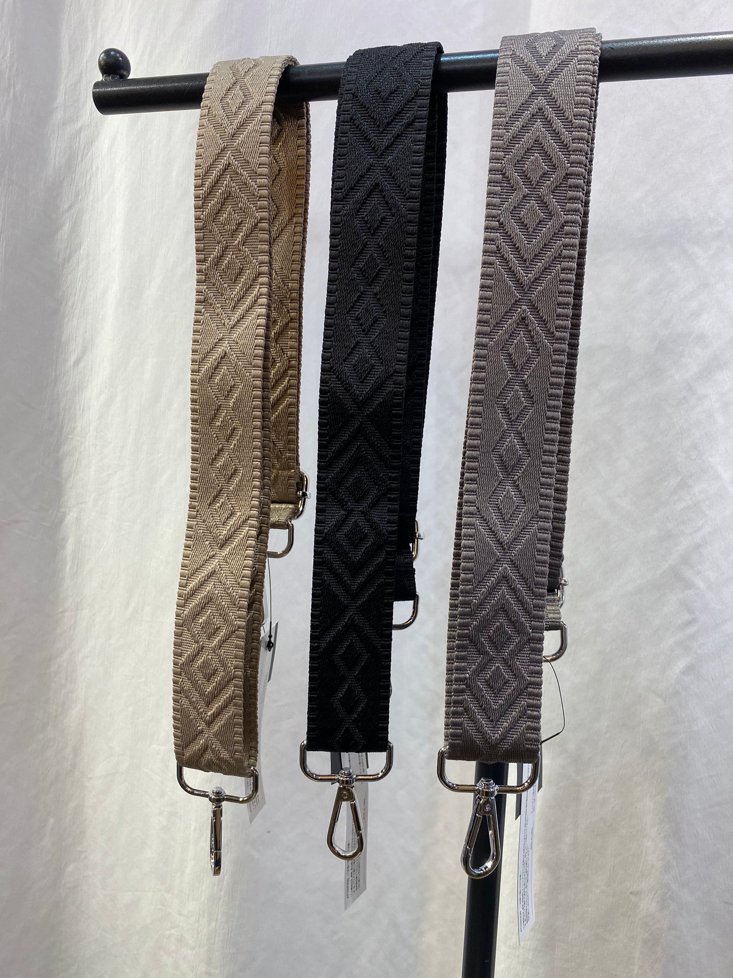 ☆abia BAGSTRAP レギュラー　ひし形エンボス