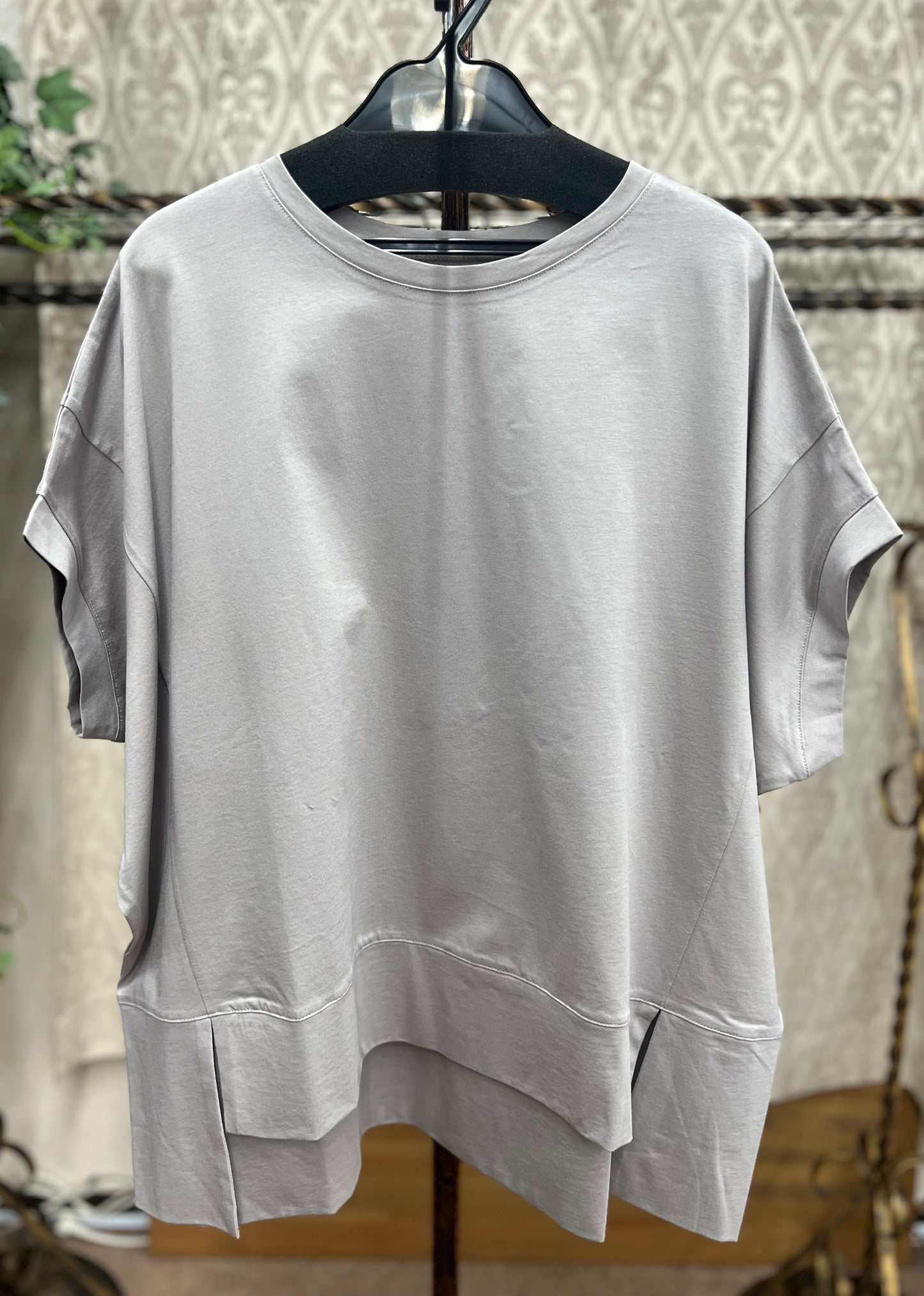 aura de attirer by エピデミーク　バンザイTシャツ