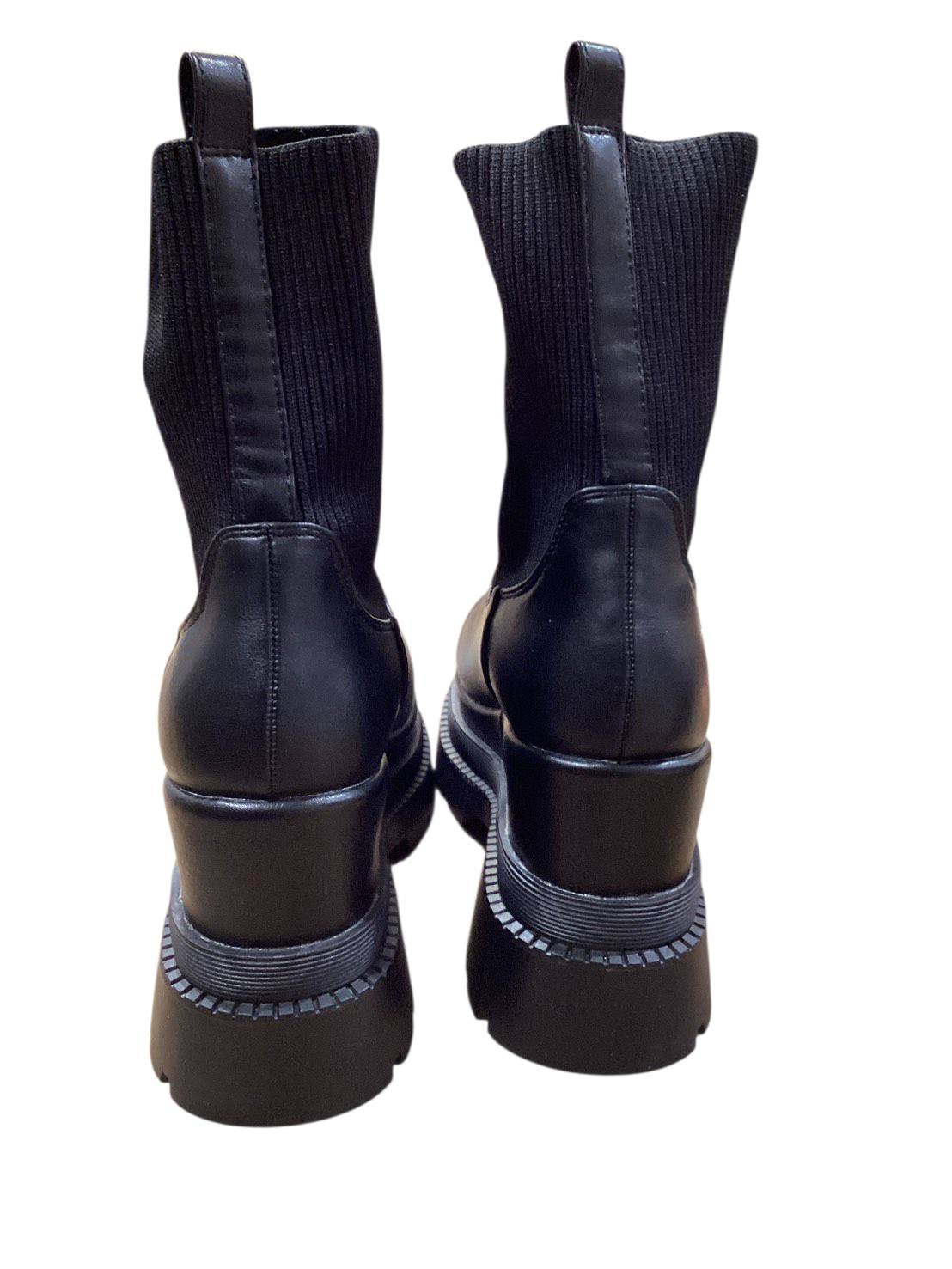 ◎ふかふかクッション入りニットショートブーツ