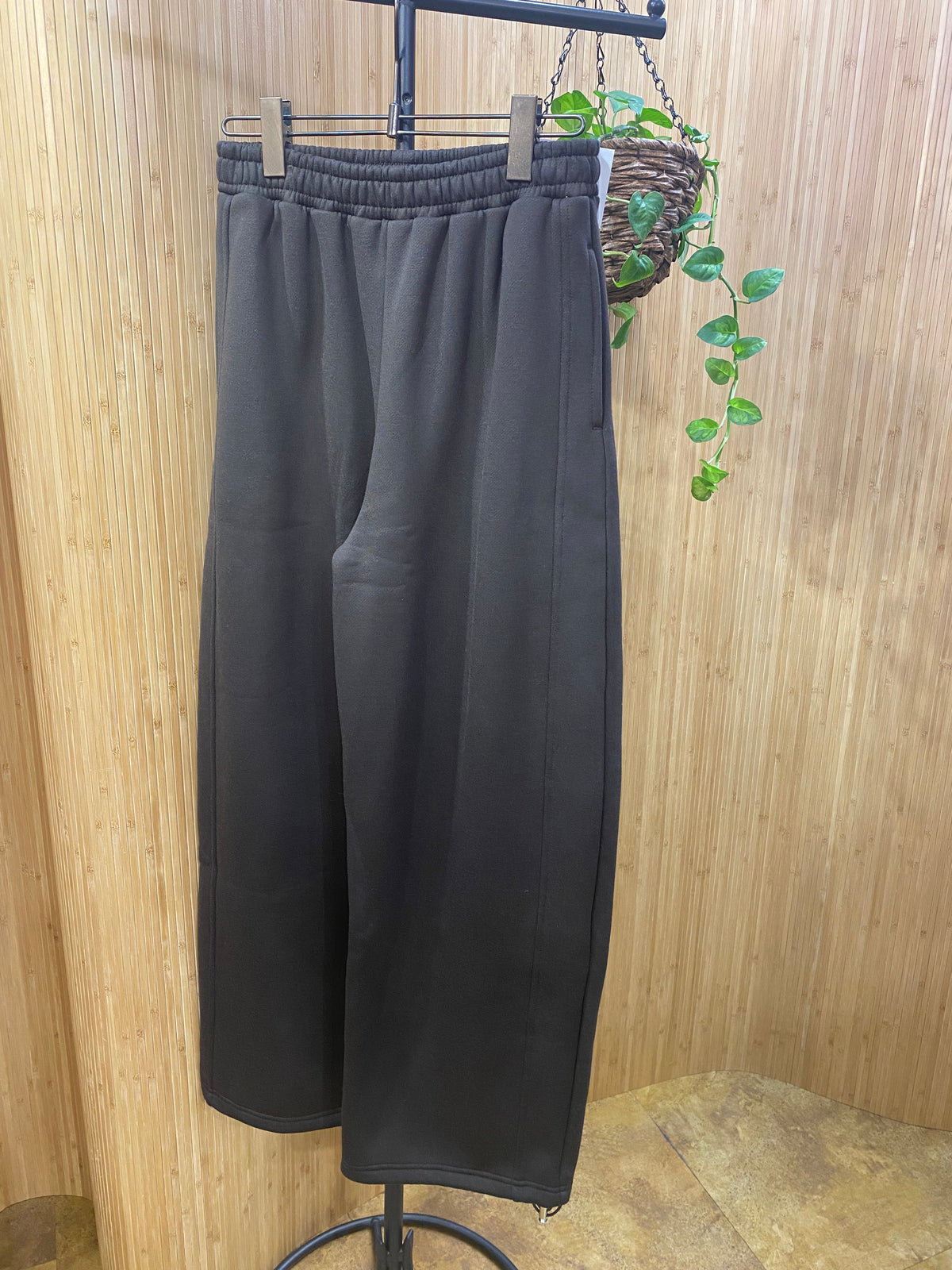 ☆裏起毛ドロストカーブパンツ