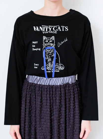 DOLLUPOOPS VANITY CAT ロングTシャツ