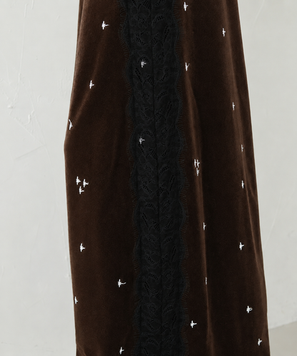 ◎CLEIO 刺繍ベロアレースナロースカート