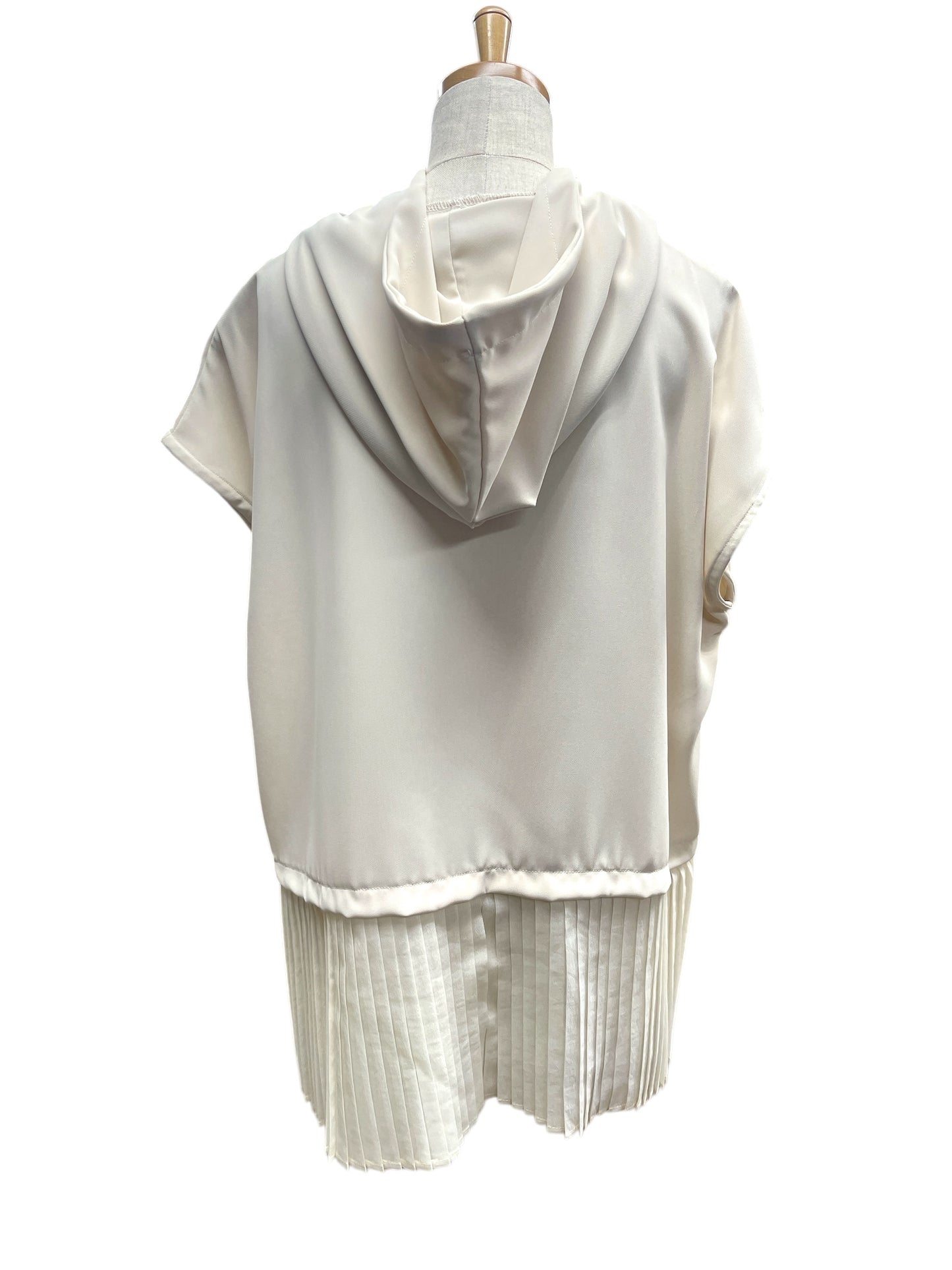 Anna Nicolaプリーツ切替フーディ