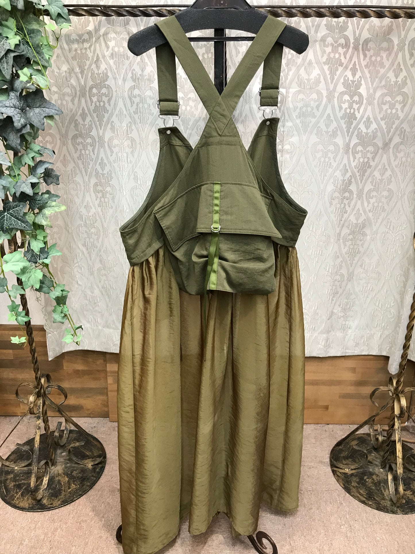 タクティカルベストオーガンジーワンピース