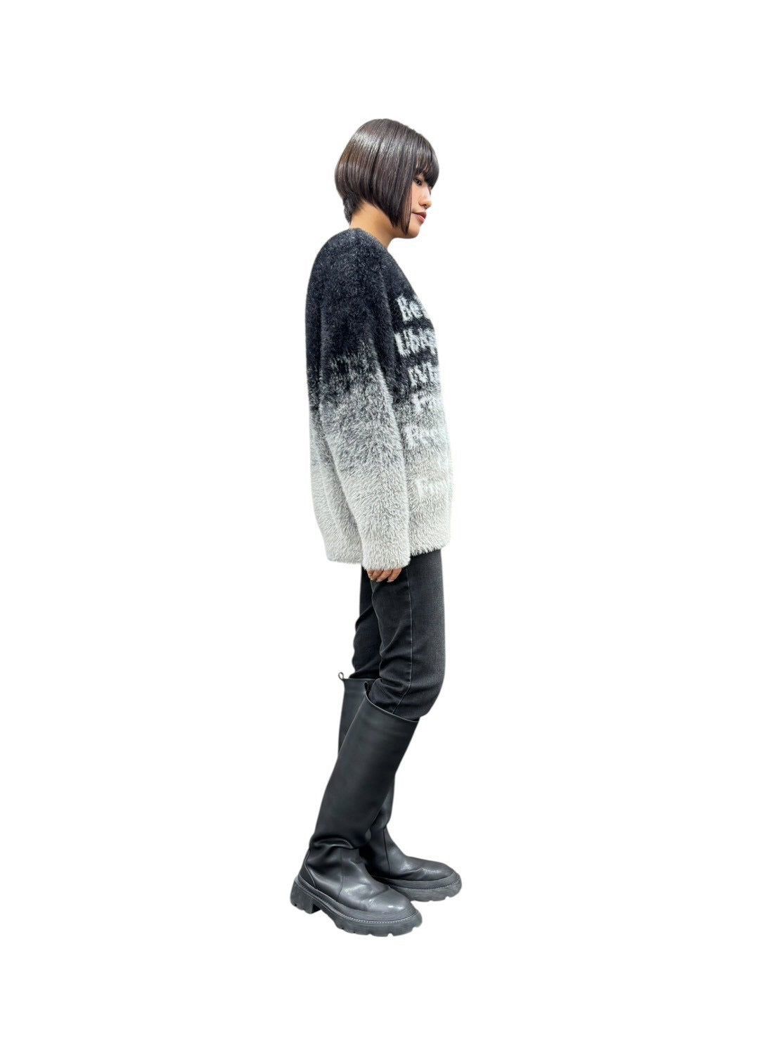 【予約商品11月末〜12月初】ayane グラデーションロゴニット