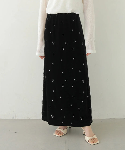 ◎CLEIO 刺繍ベロアレースナロースカート