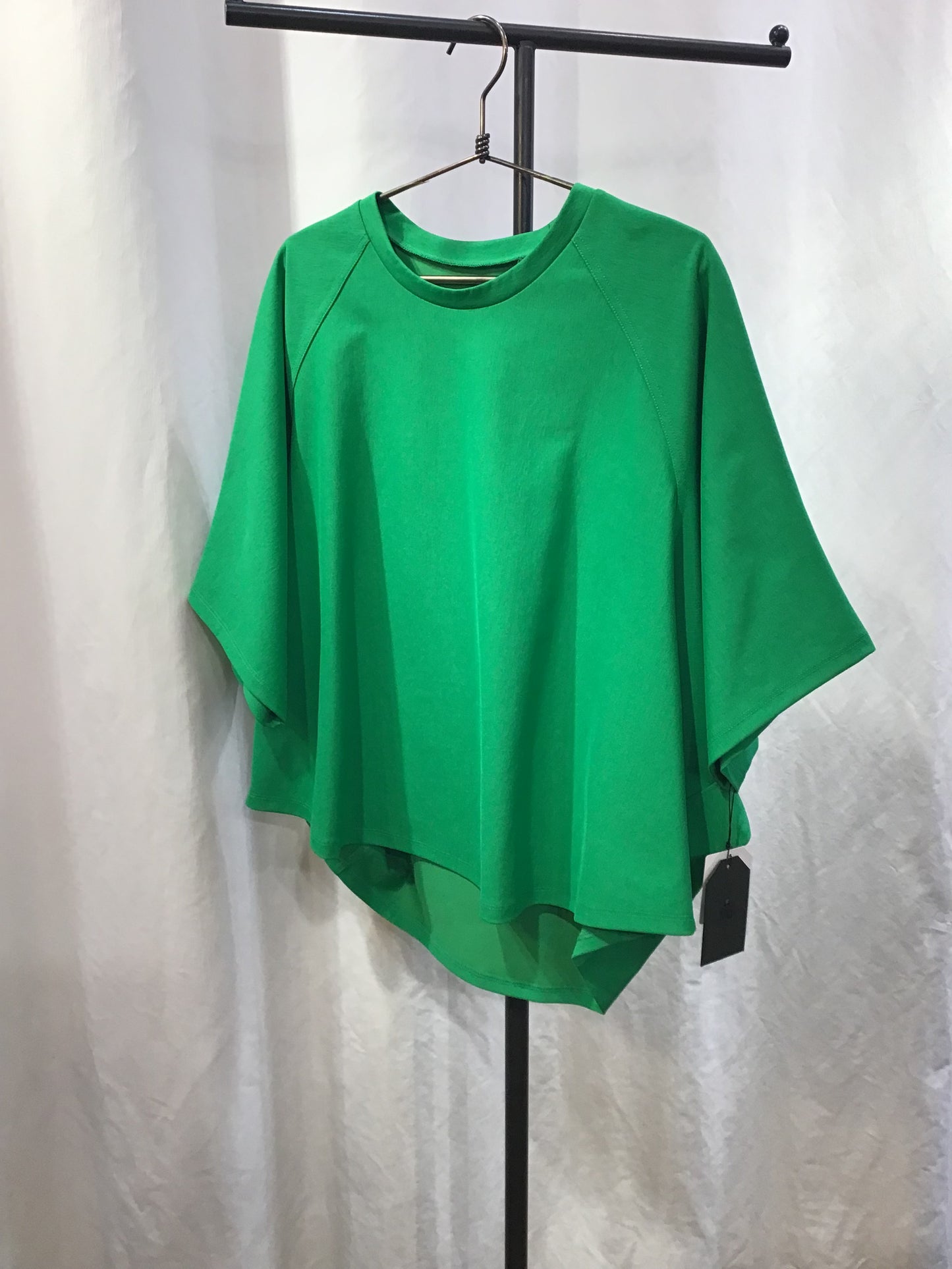 ☆Mia asterism ボックスシルエットTOPS