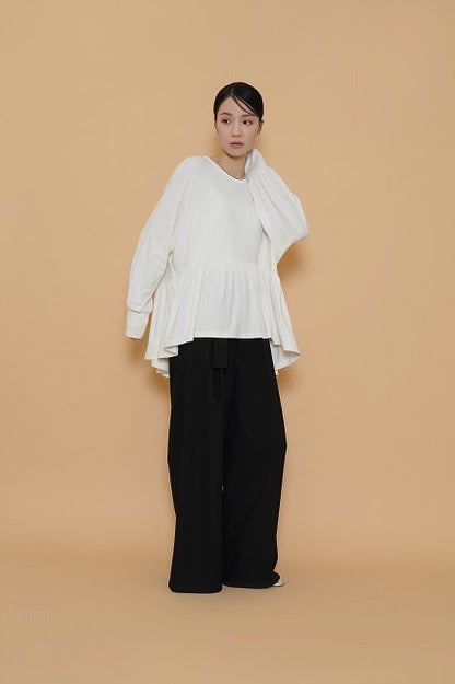 ⭐︎【予約商品】CYAN ラウンドギャザーウォームドルマンTOPS 即日決済10%クーポン還元🎁