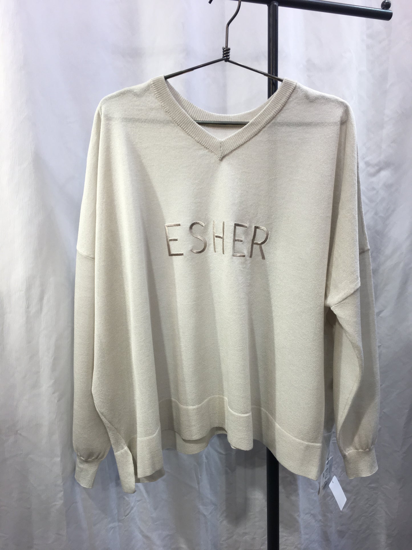 再入荷！！☆CLOCHE シアー刺繍ロゴVN ニット