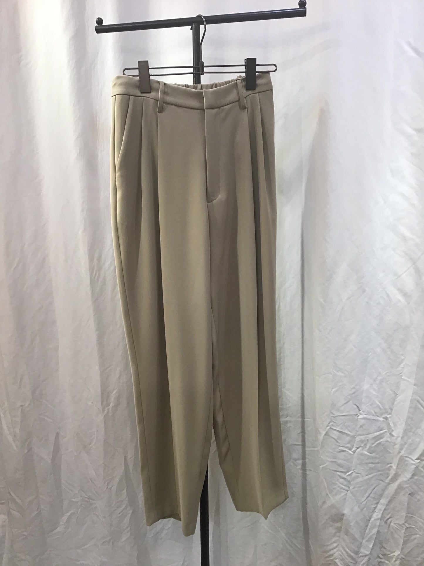 ☆sale qtume タックパンツ