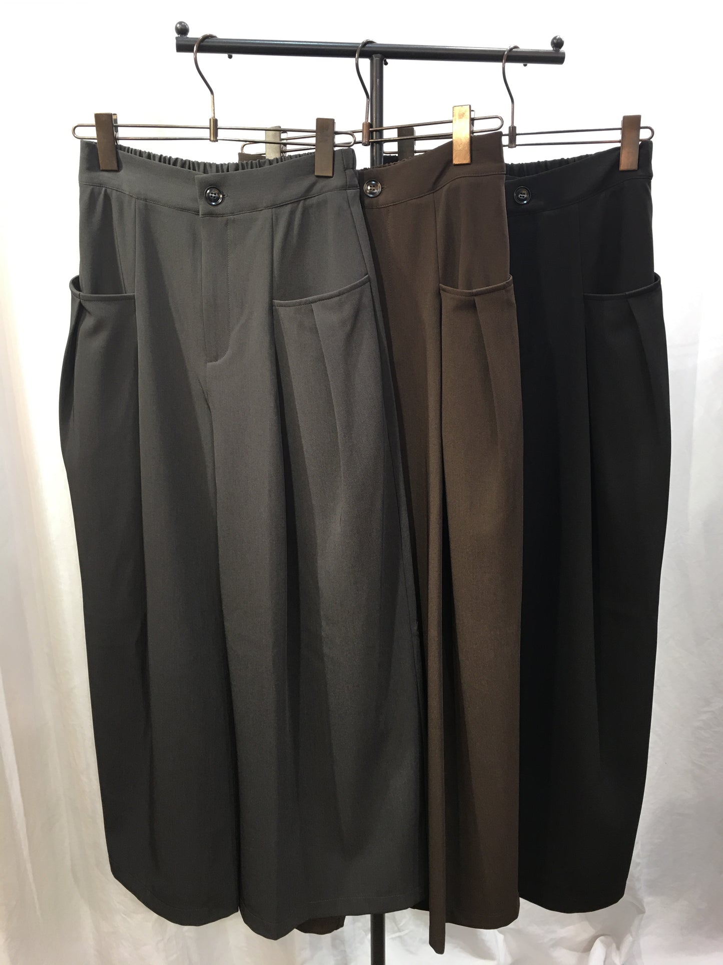 ☆CYAN Wタックストレッチワイドパンツ