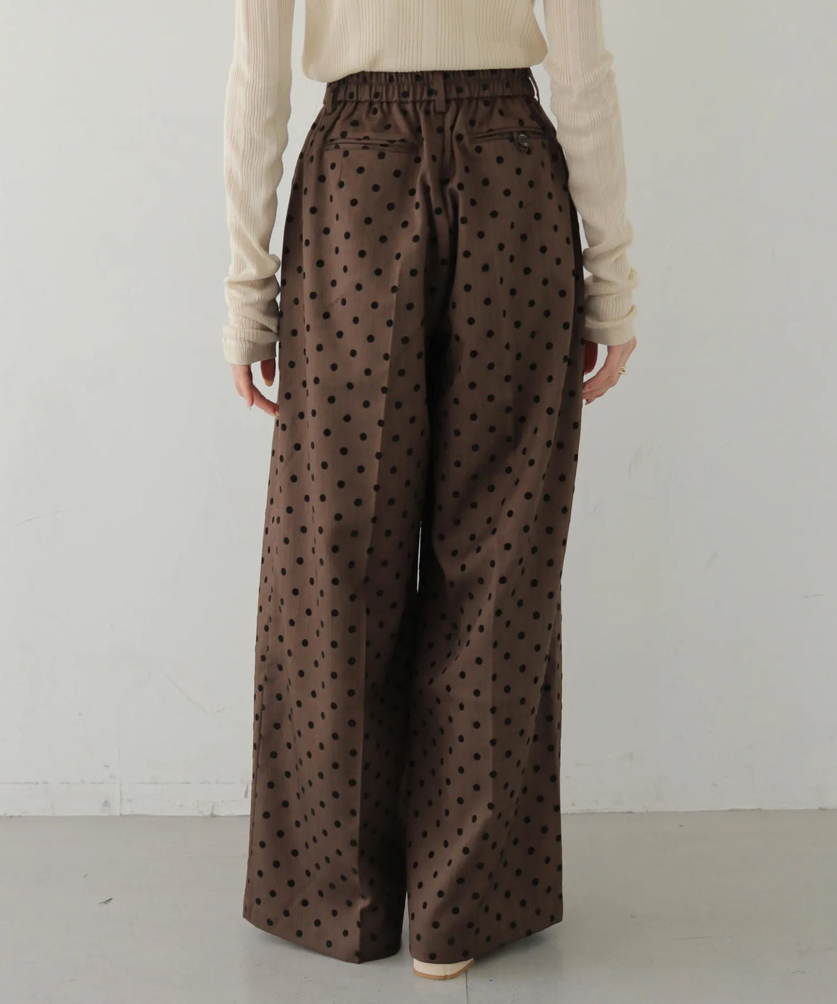 CLEIO フロッキードット Dカン付タックパンツ