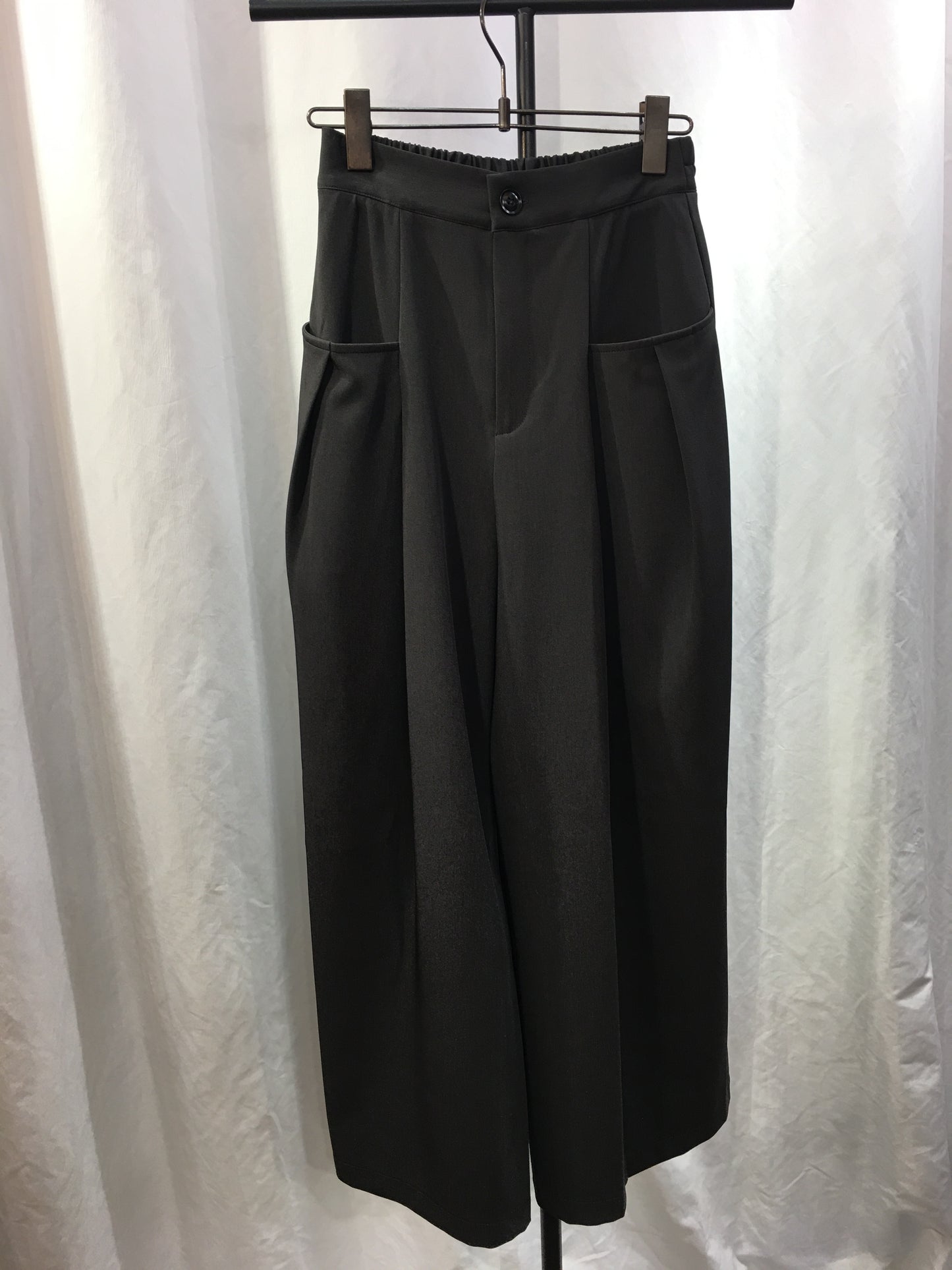 ☆CYAN Wタックストレッチワイドパンツ