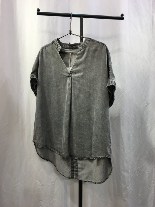 ☆ROSIEE CB釦テンセルデニム半袖シャツ【予約商品　6/20入荷予定】