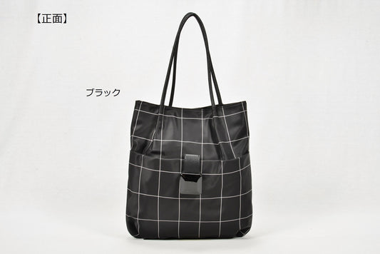 LAMBMOOE  ブラックスクエア　ナイロンシンプルトート