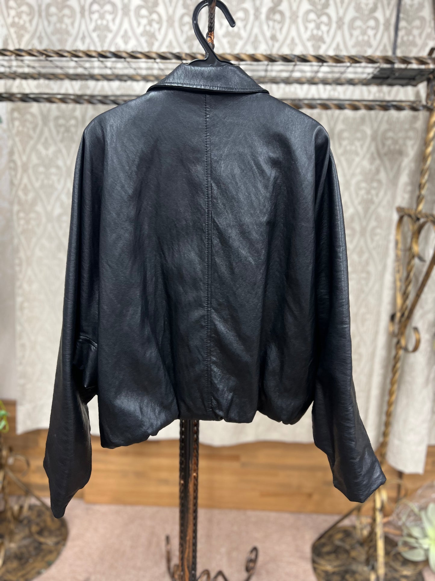 Amuelle rosetta byエピデミーク フェイクレザーJK 次回2月中から末納期