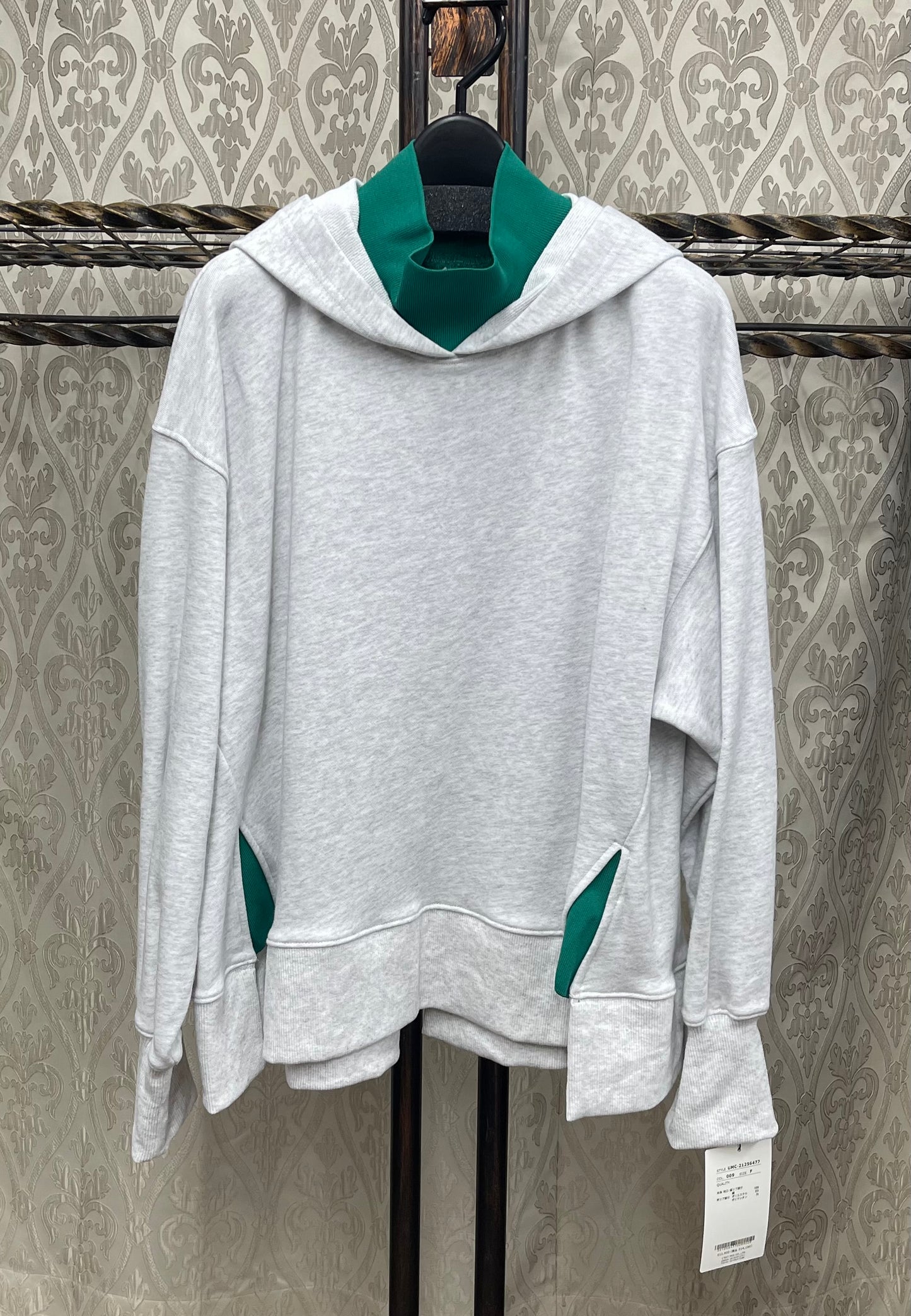 C'EST MOI裏毛配色パーカー