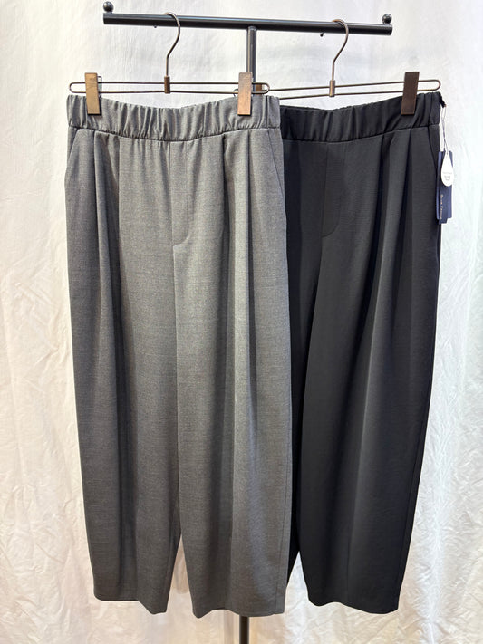 ☆BLUE FRONCEタックパンツ