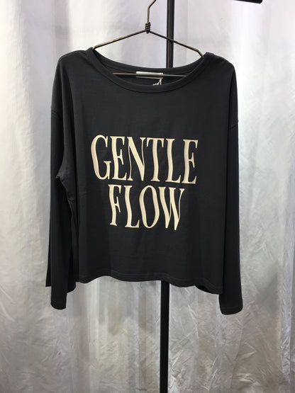 ☆CHIGNON FLOWウェイブロゴTee