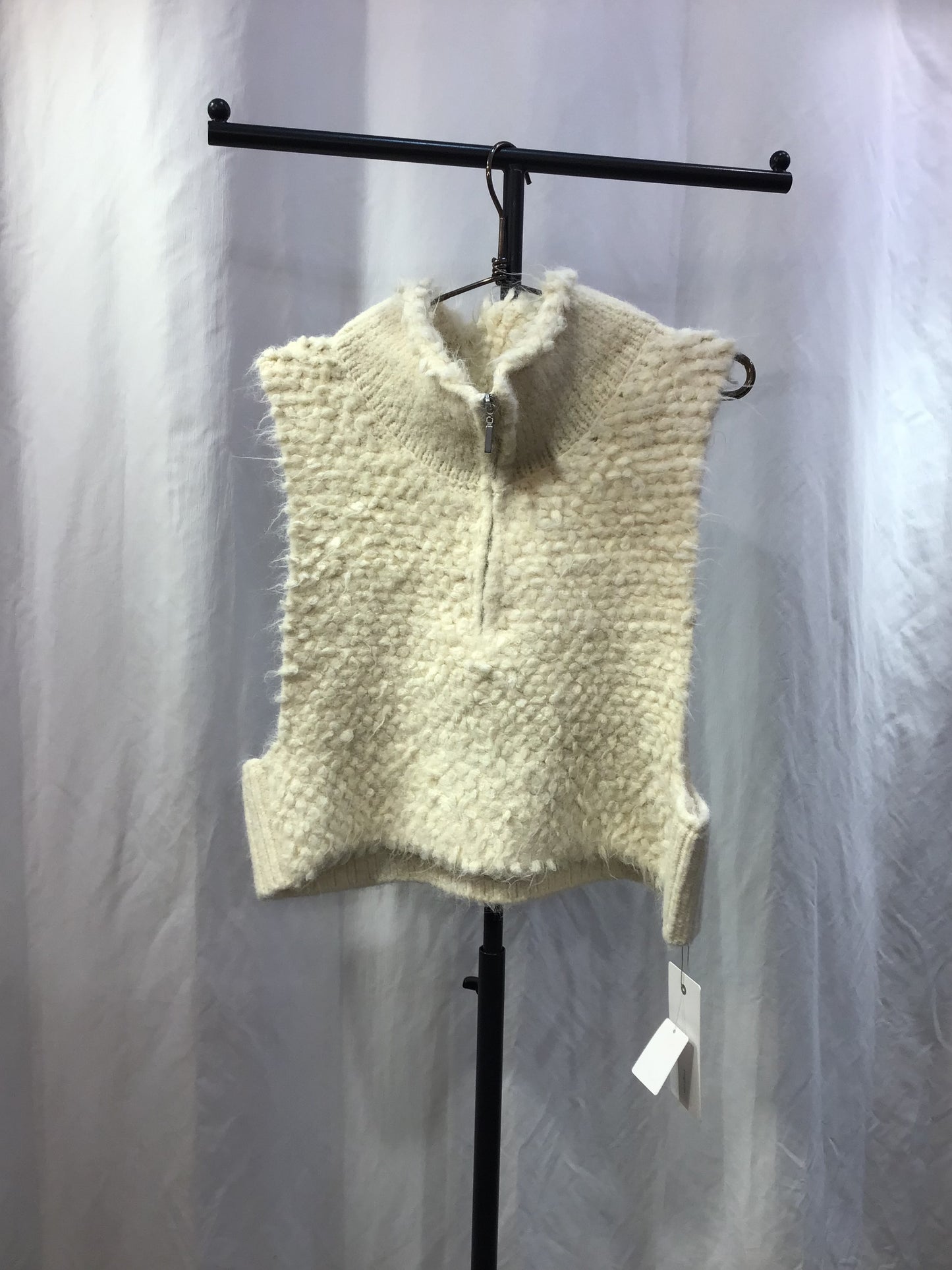 ☆vingtroisハーフZIPニットベスト