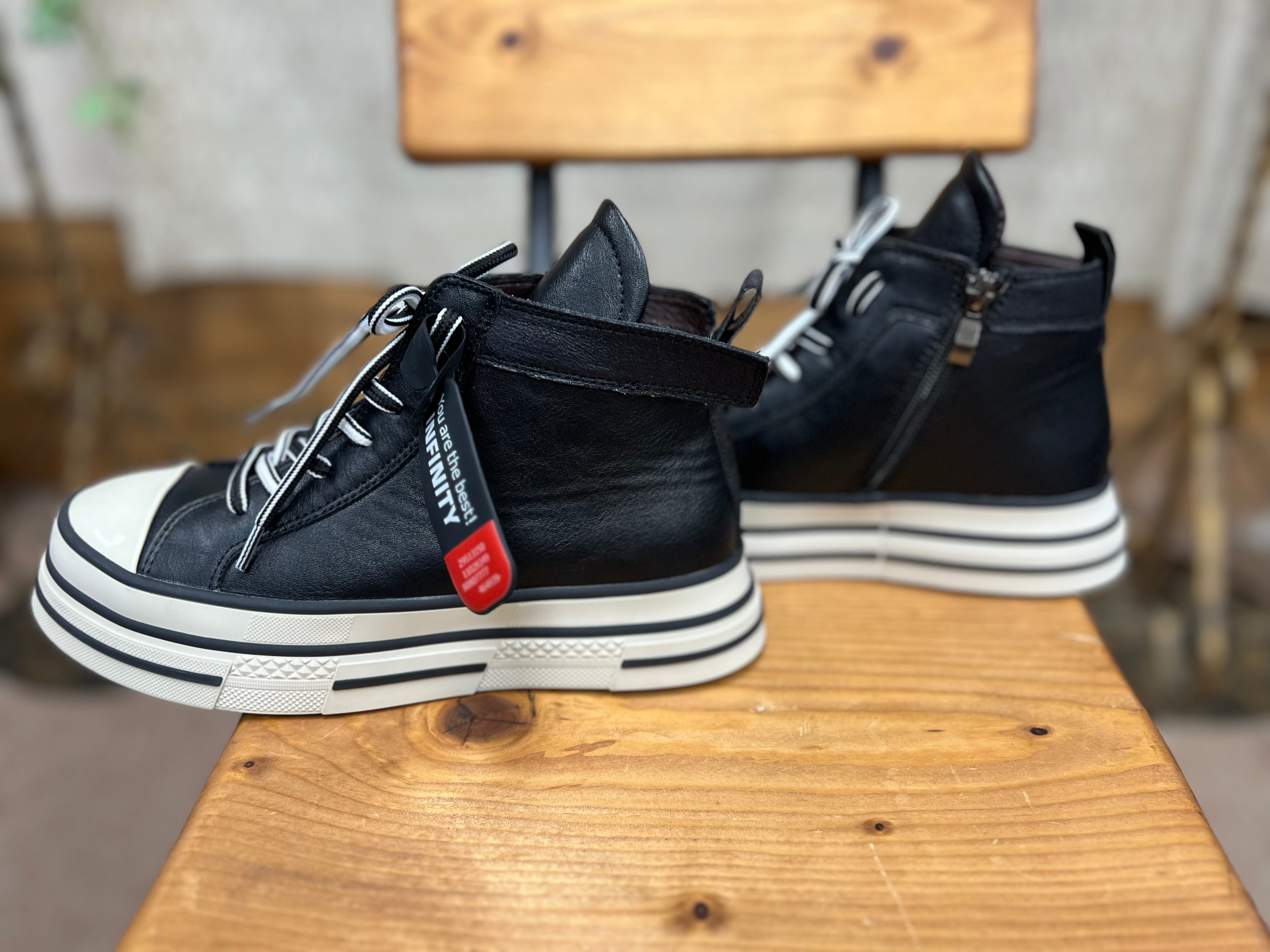 CAMBER ブラック ハイカットスニーカー O'HOVE DE MUSEE ハイカットスニーカー – q.b.cの公式オンラインストア