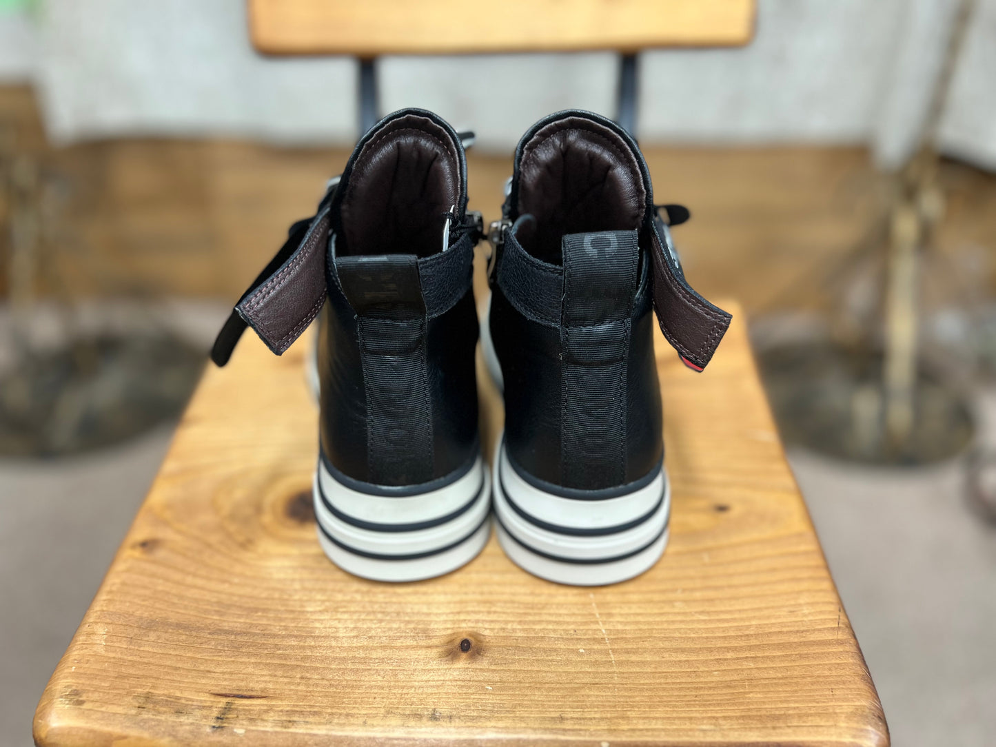 O'HOVE DE MUSEE ハイカットスニーカー