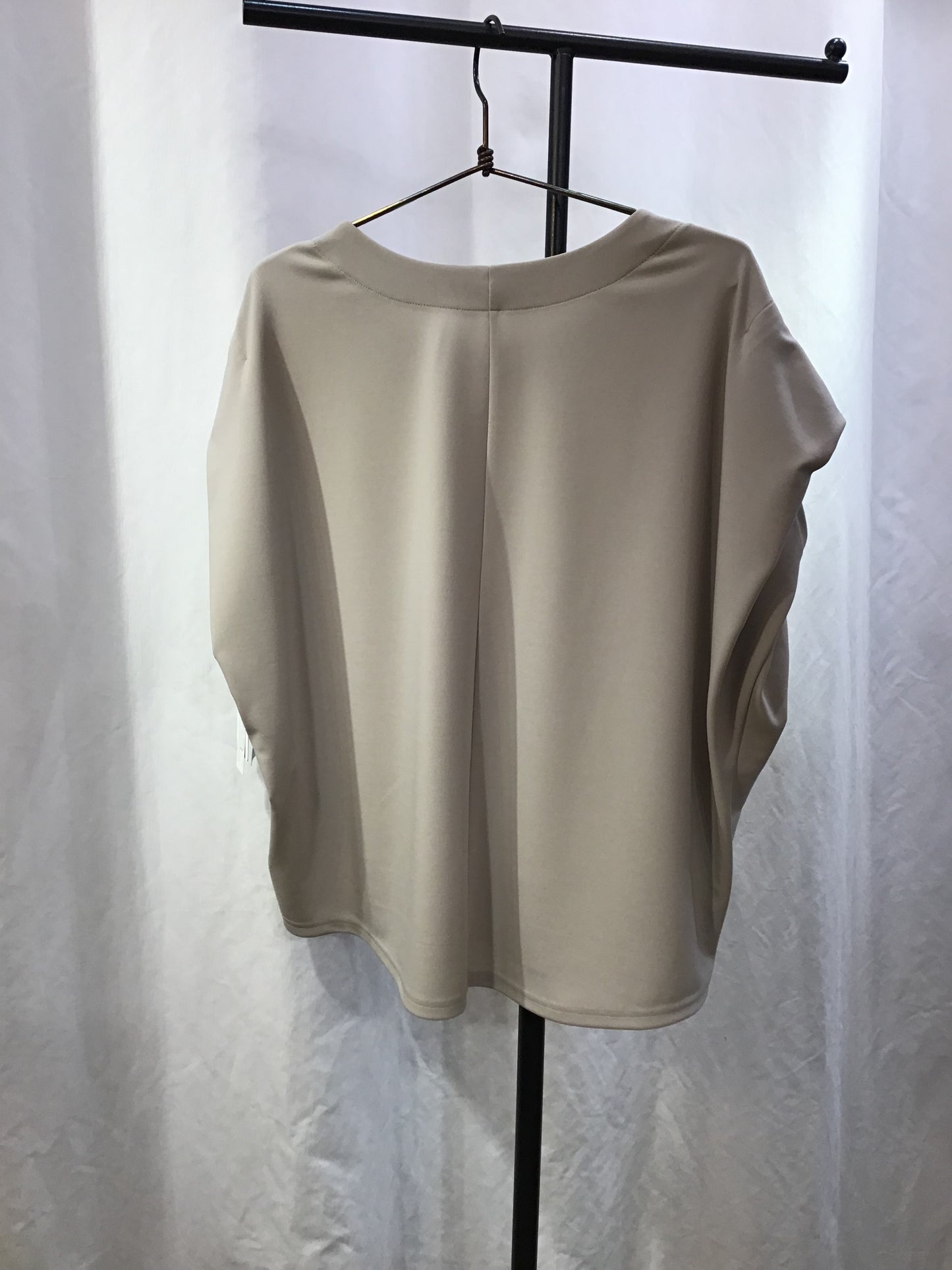 ☆ qtume ゼログTOPS