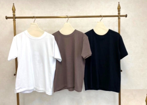 DOS DIOSAS ⑤バック箔プリントTシャツ