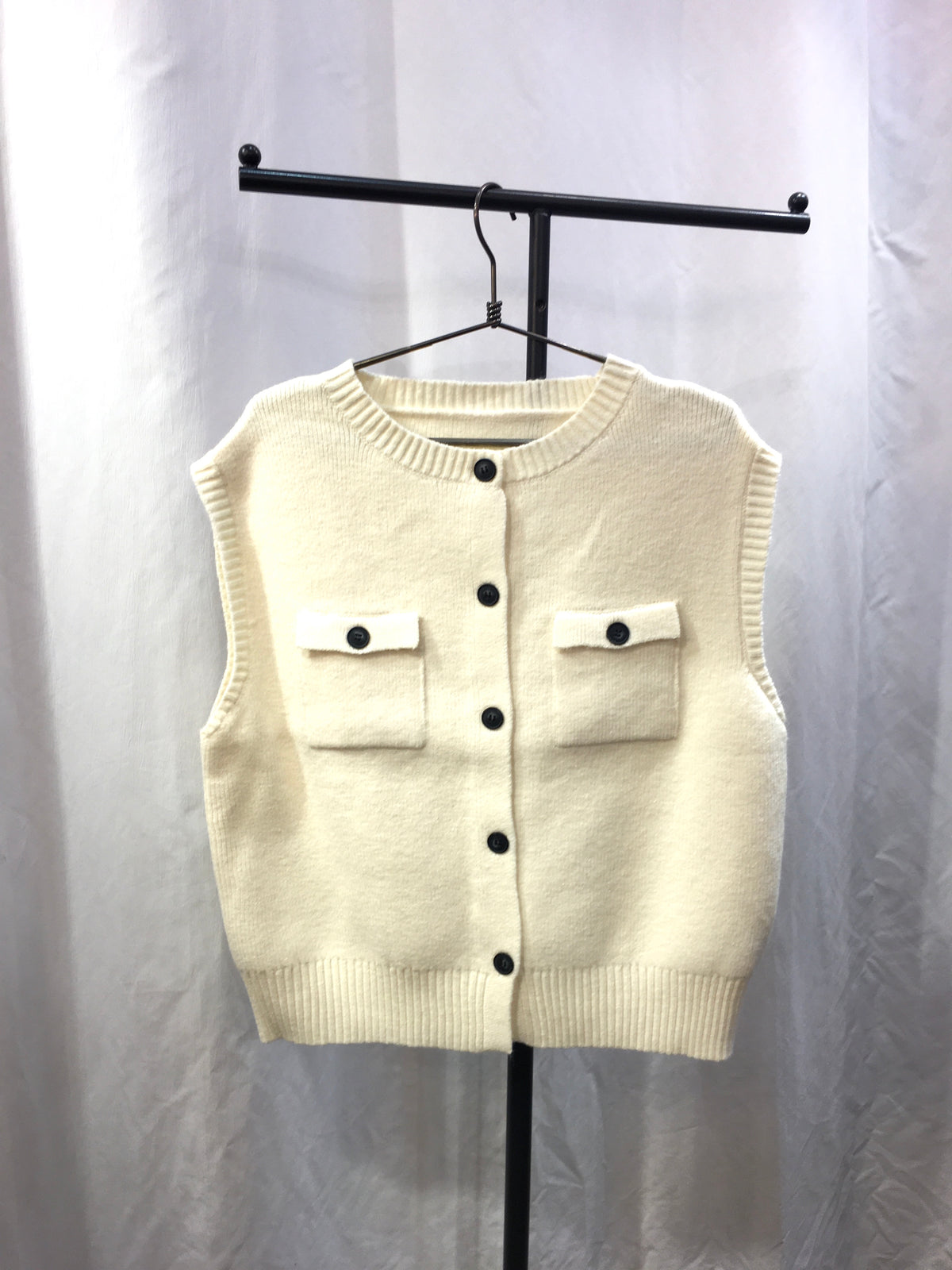 ☆ Amuelle Rosettaニットボタンベスト