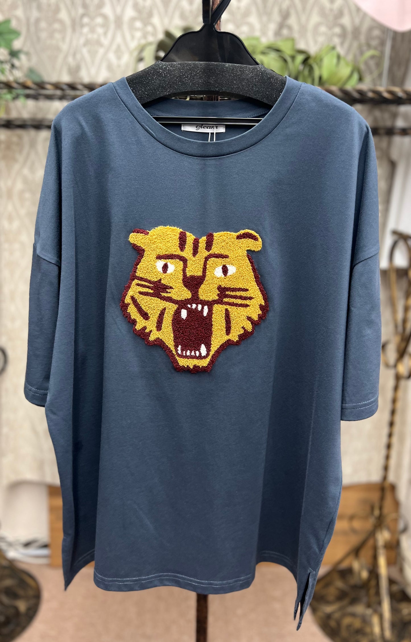 トラ相良刺繍ビッグT