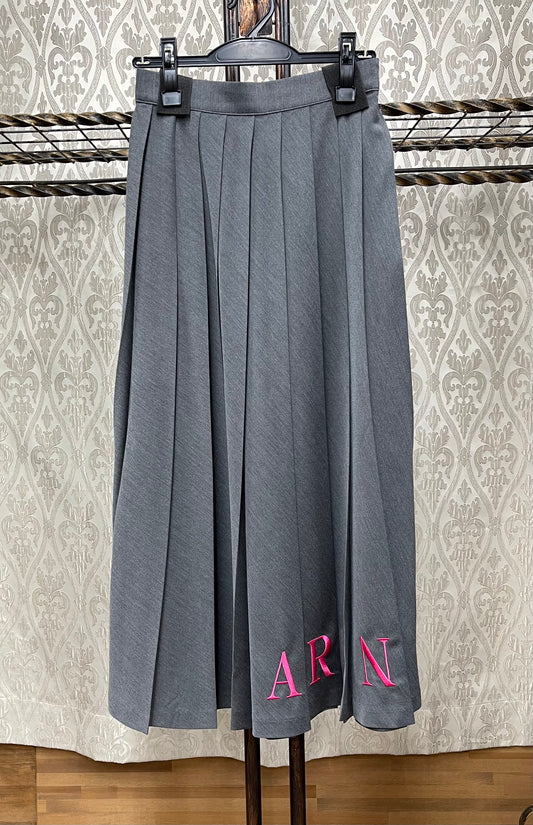 DOS DIOSASプリーツ刺繍スカート