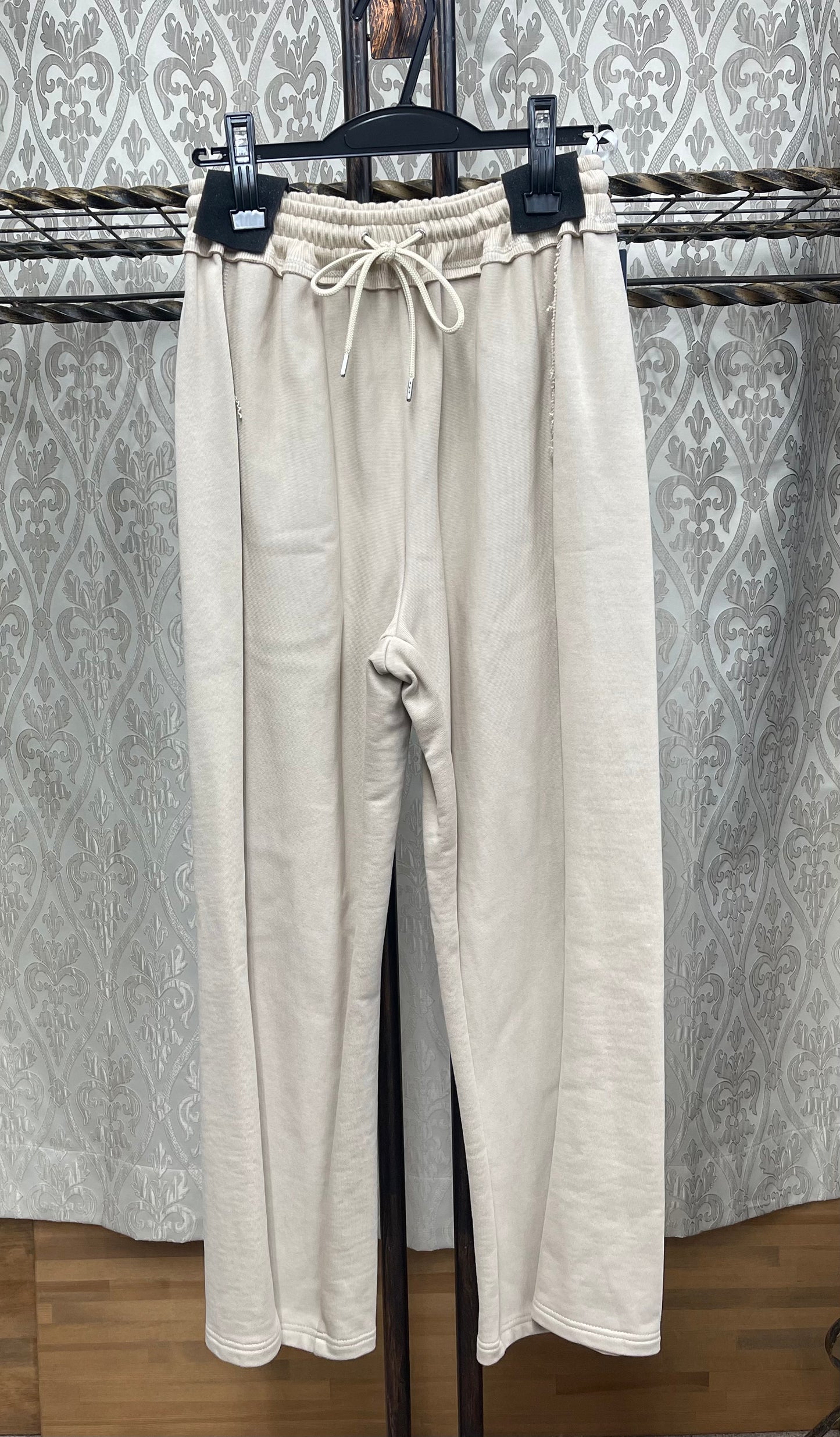 C'EST MOIカットオフジャージPT