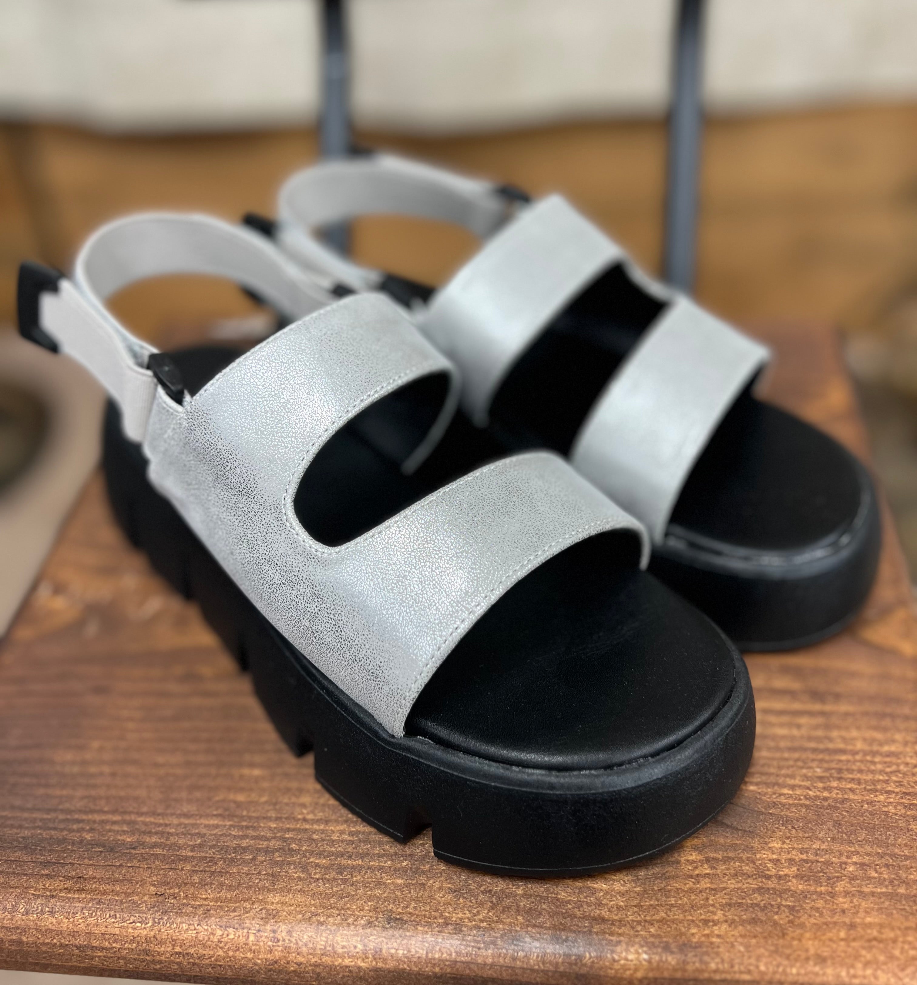 新着商品 – Page 3 – q.b.cの公式オンラインストア