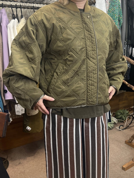 スクウェアキルトジャケット