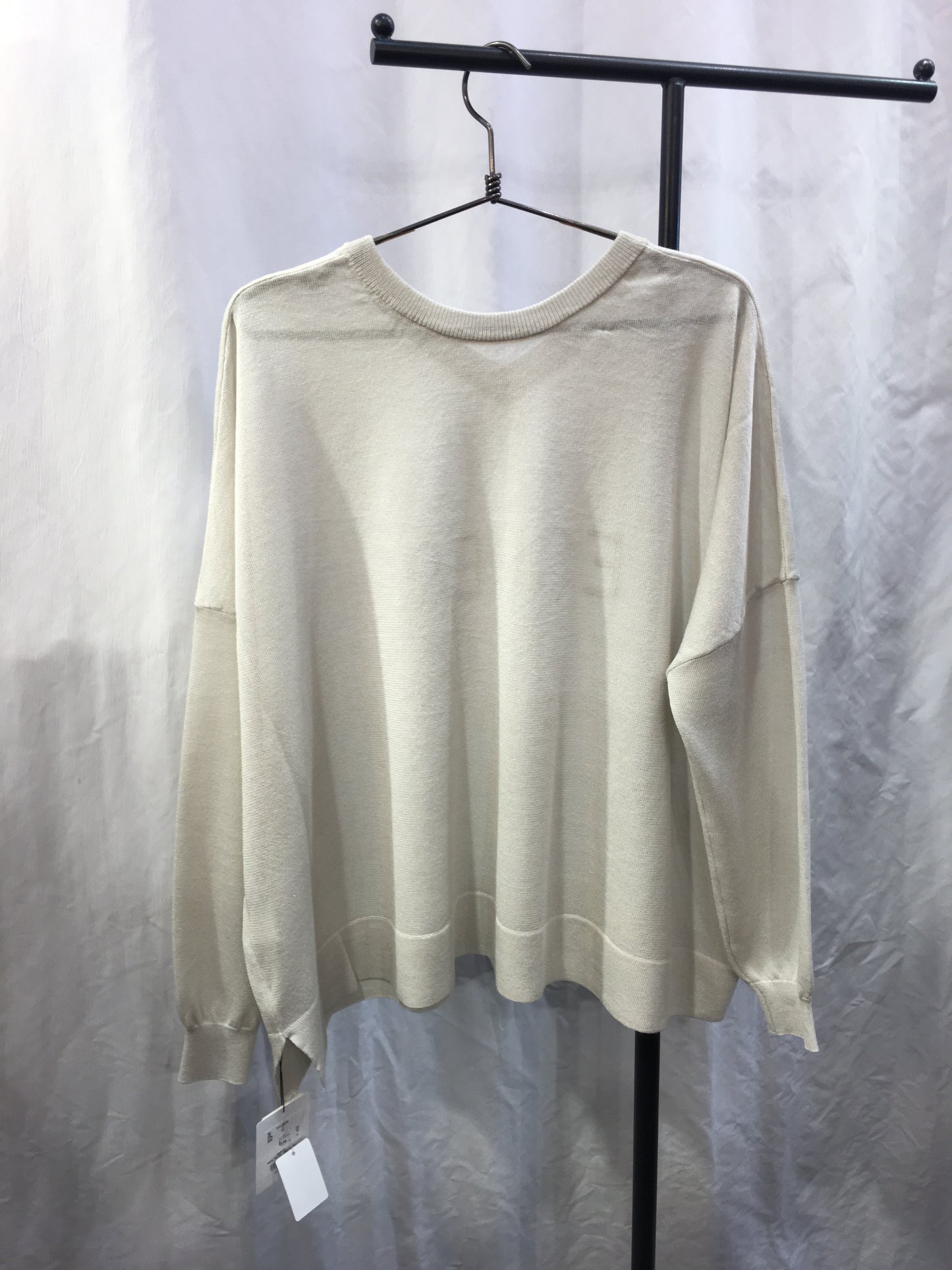 再入荷！！☆CLOCHE シアー刺繍ロゴVN ニット