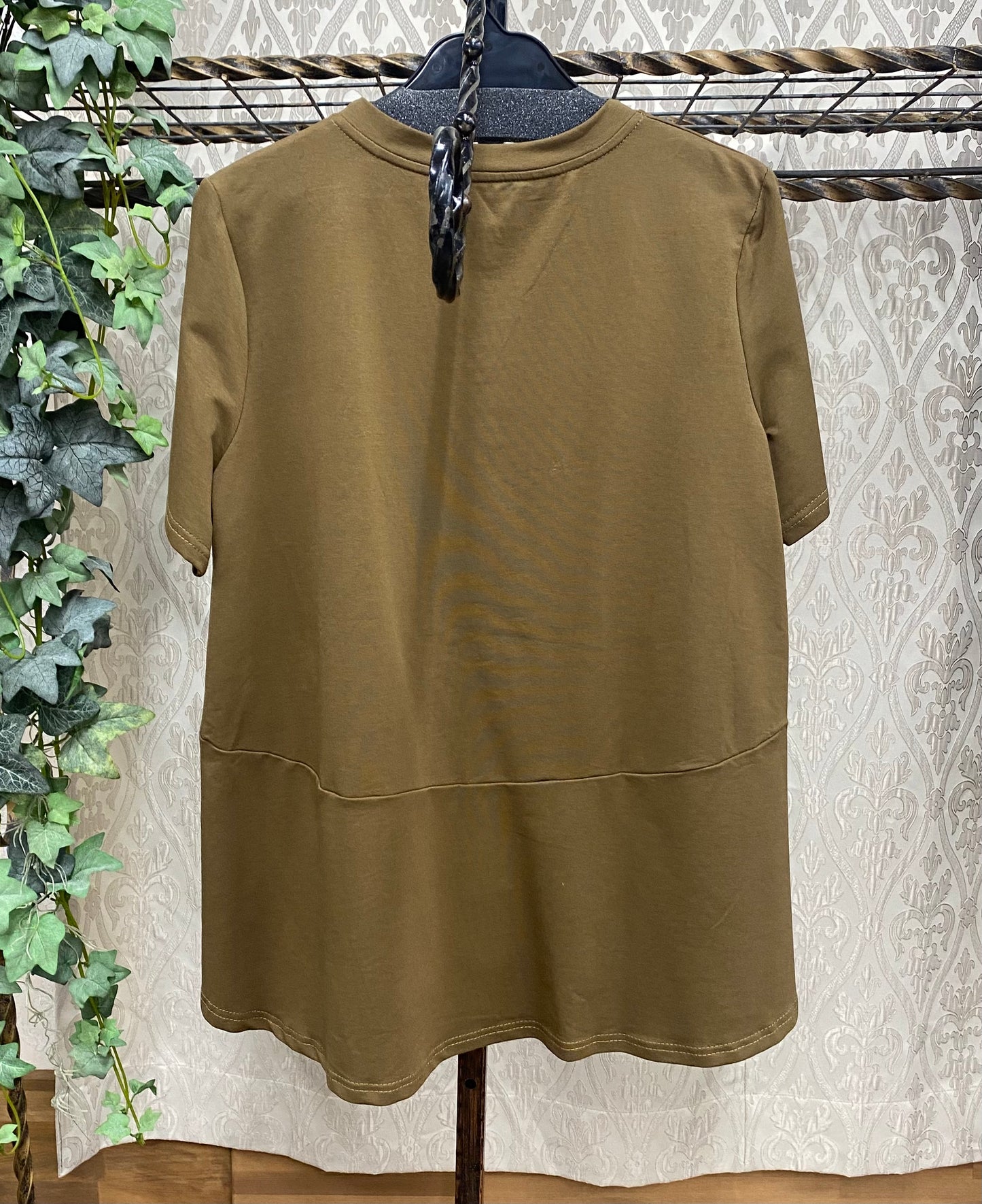 【9月11日追加‼️】DOLLUPOOPSヘムサイドスリットフレアTOPS