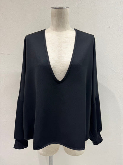⭐︎【予約商品】CYAN トリミングドルマンVラインブラウス　即日決済10%クーポン還元🎁