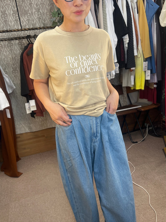ロゴTシャツ