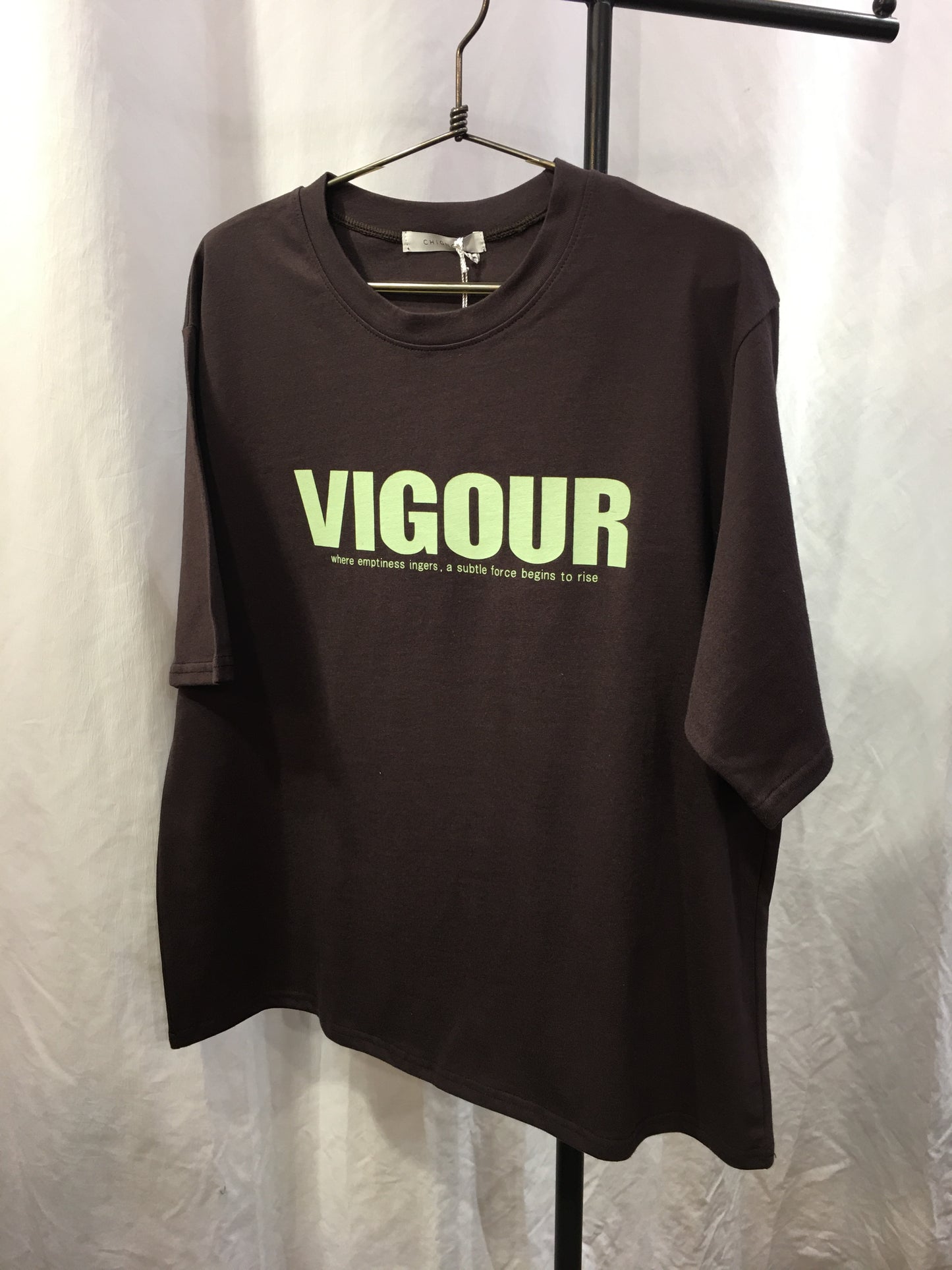 ☆CHIGNON VIGOUR プリントTee