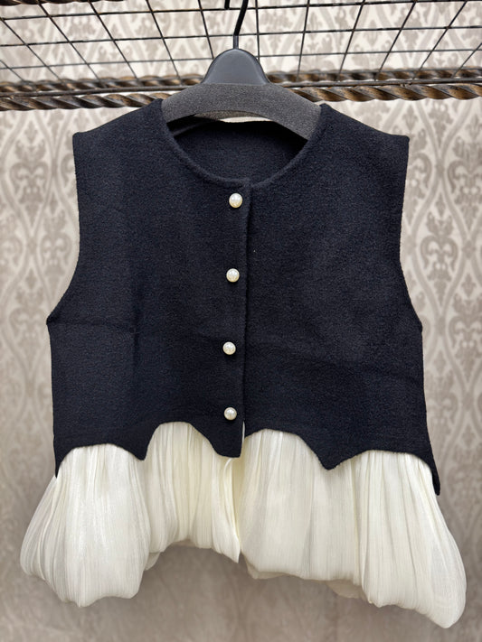 裾シャイニーシフォンベスト