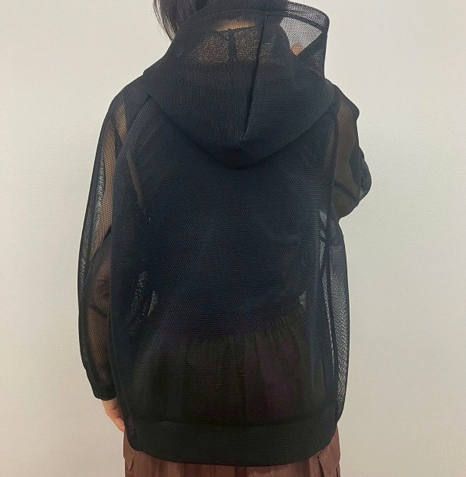 ATELIER SIX ﾀﾞﾌﾞﾙﾌｪｲｽﾒｯｼｭﾌｰﾃﾞｨｰ