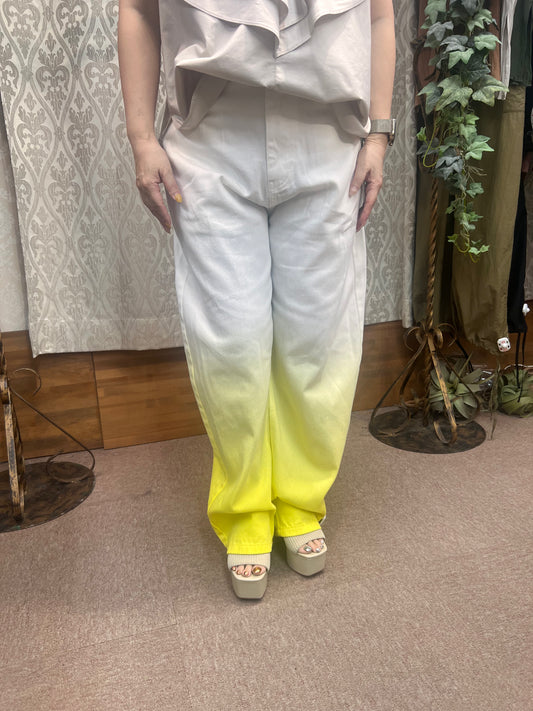 グラデーションデニムパンツ