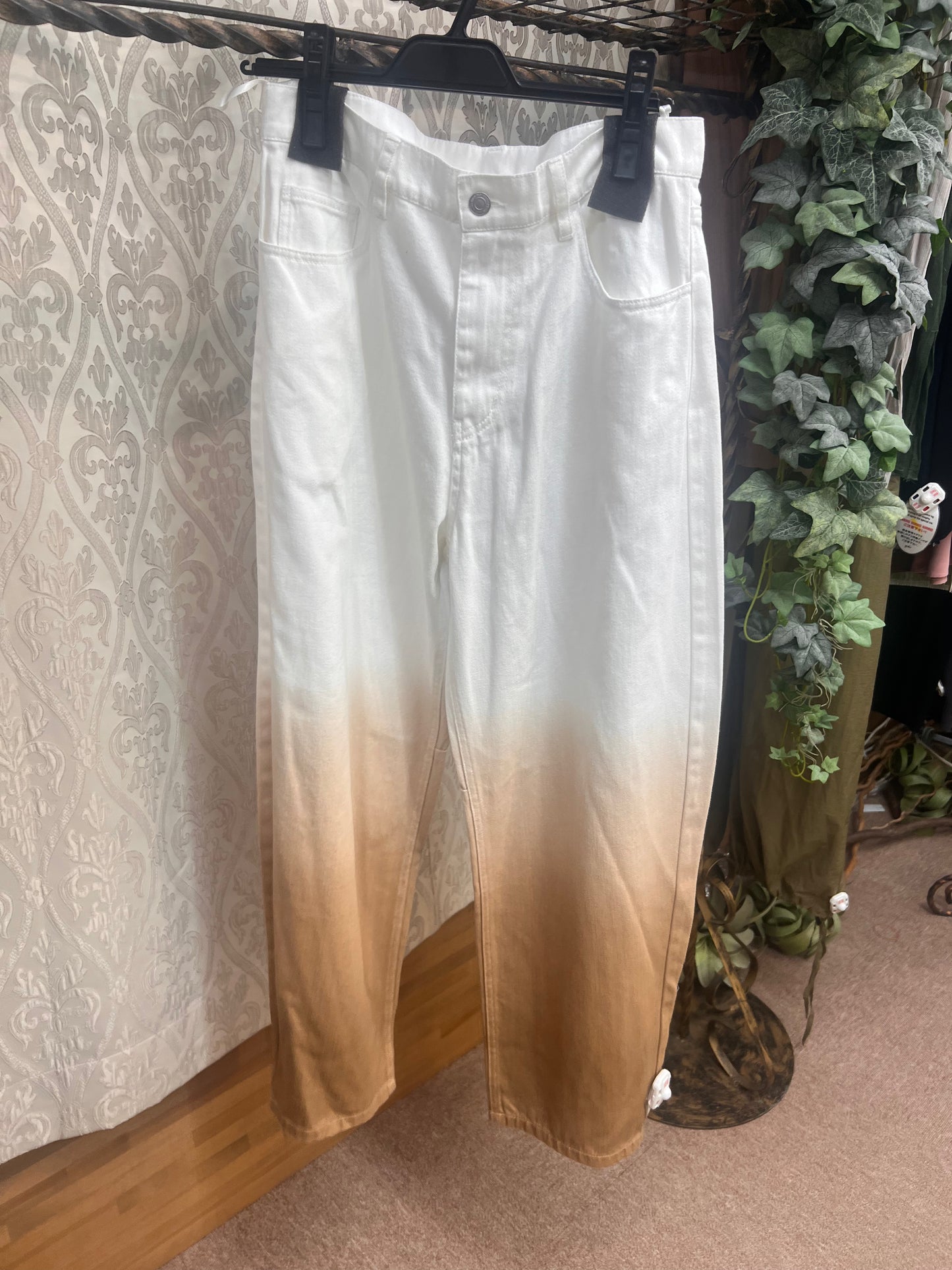 グラデーションデニムパンツ